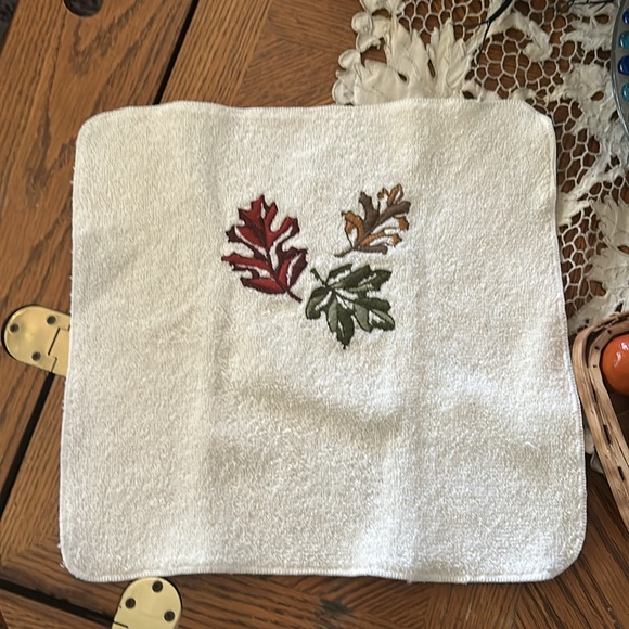Fall Leaves Decorative Washcloth - Picture 2 of 7